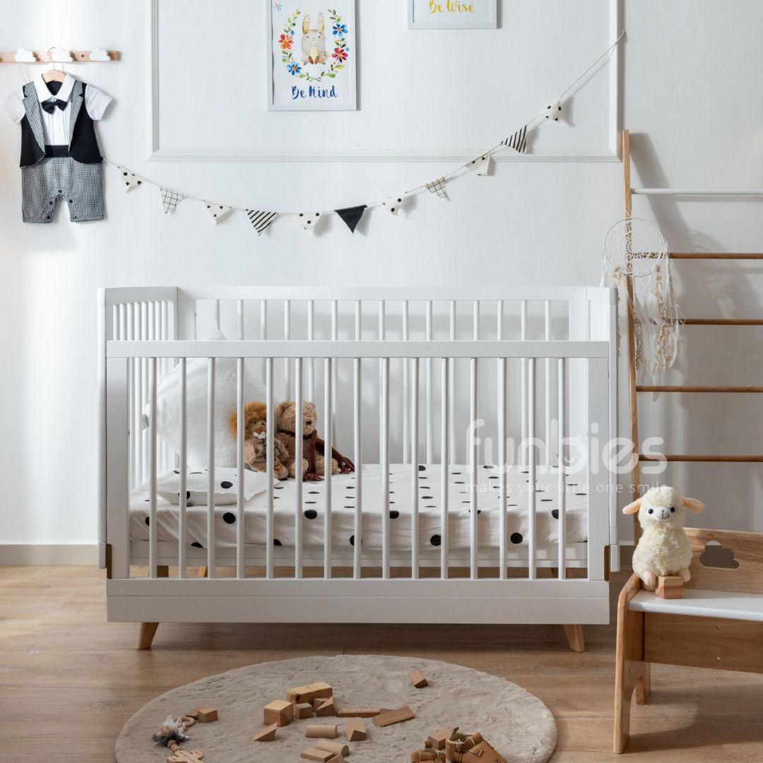 Baby cot outlet 3 in 1